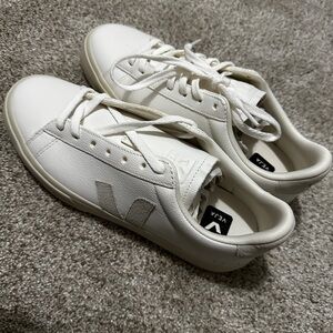 VEJA CAMPO sneakers trainers white suede